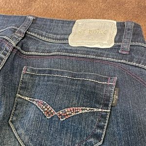 LOW RISE JEANS